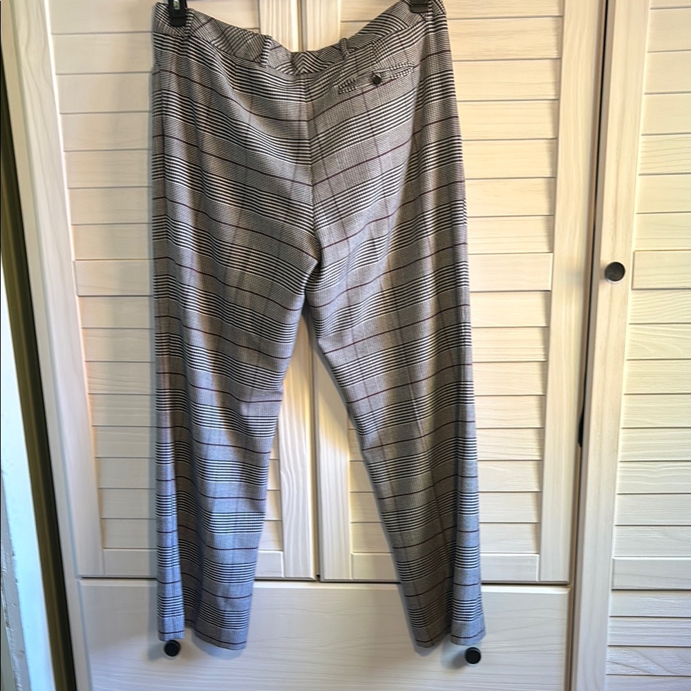 Calvin Klein Plaid/Houndstooth Women’s Trousers - Picture 3 of 4